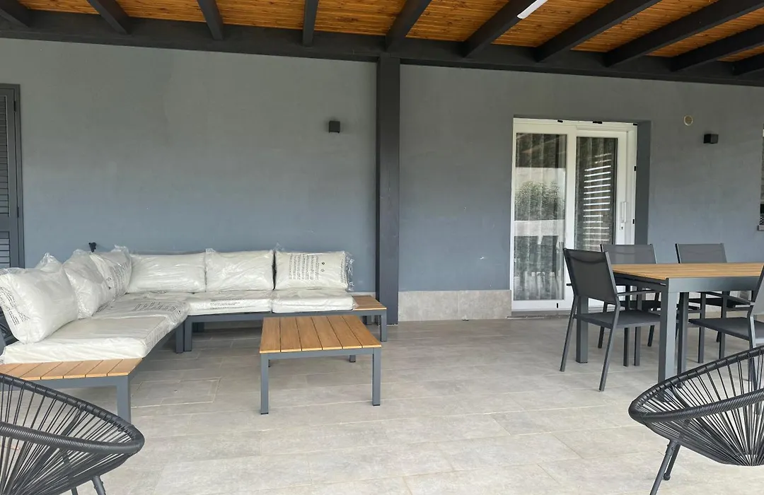 Home Paradise-1