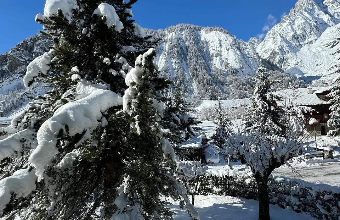 Hotel Aiguille Noire-1