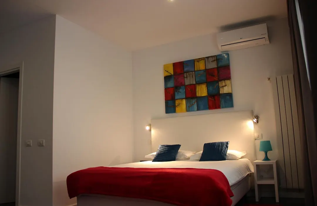 Living Aparthotel-1