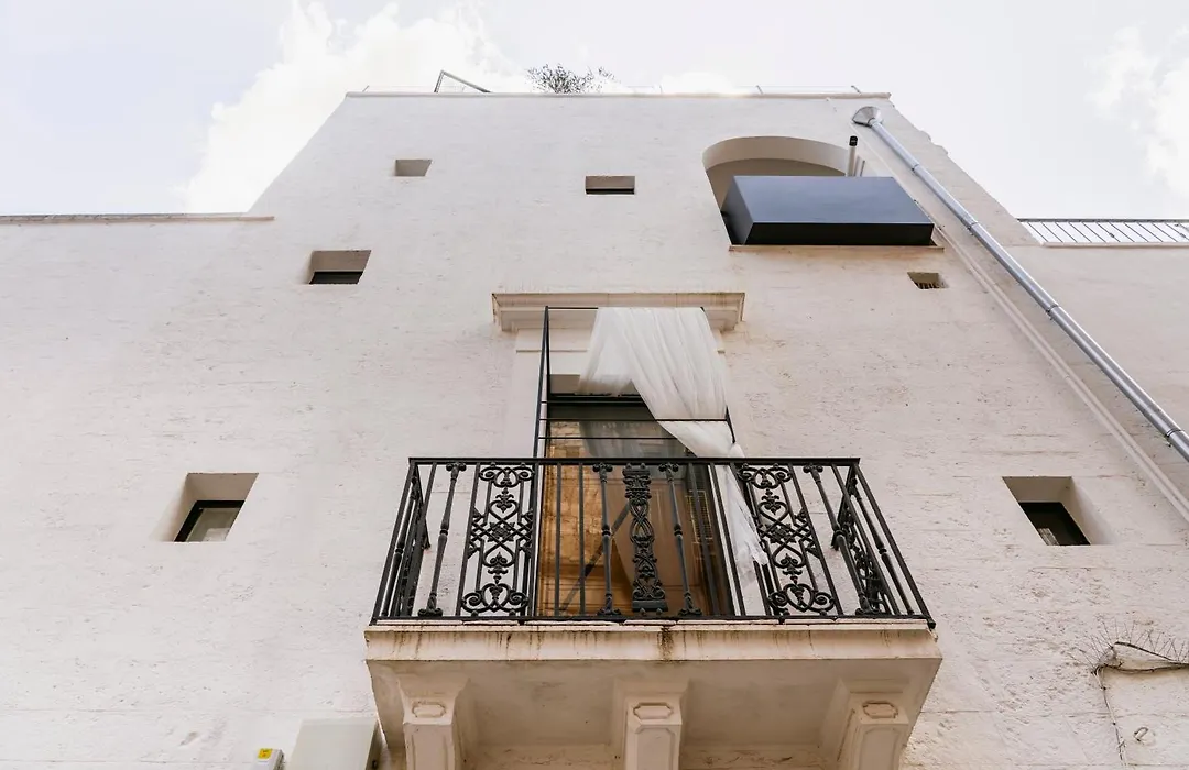 Palazzo Biancofiore, suites&rooftop-1