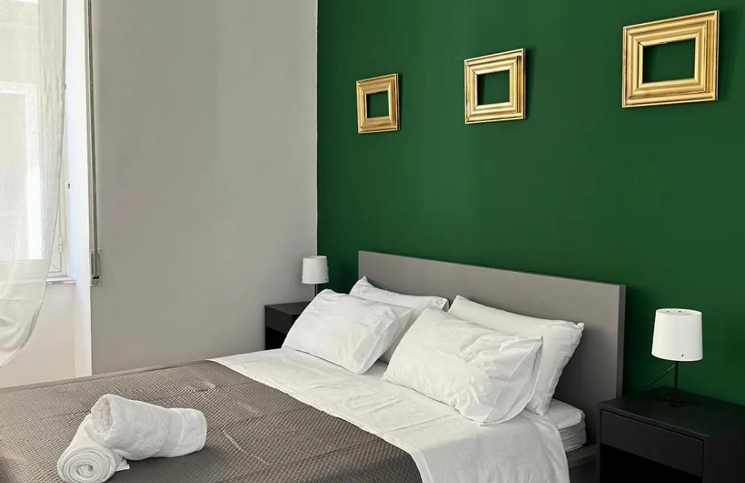 Interno ventidue-1