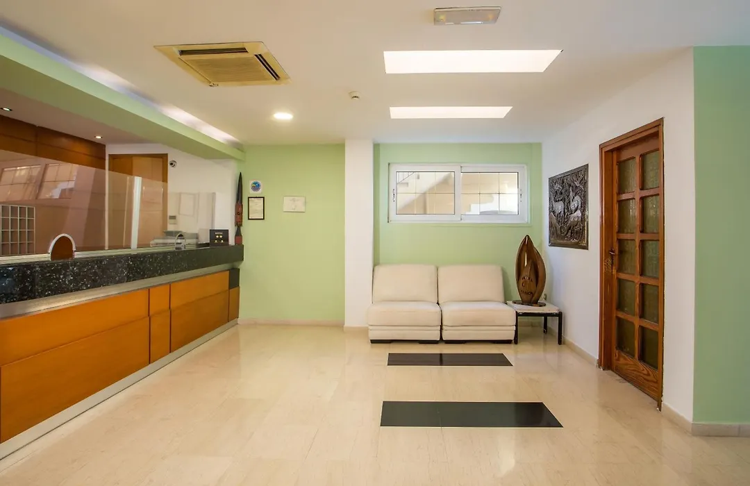 Hotel Africa-1