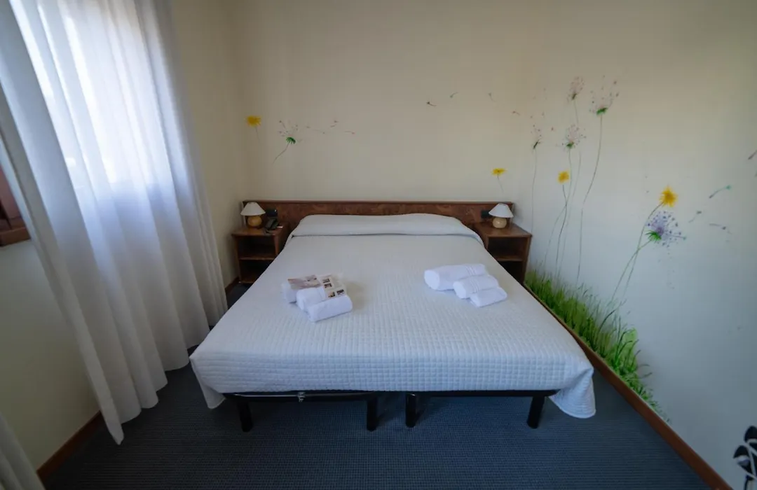 Hotel Siros-1