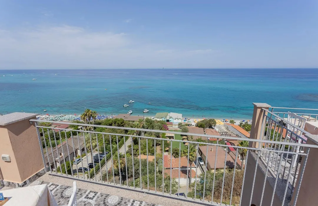 Hotel Terrazzo Sul Mare-1