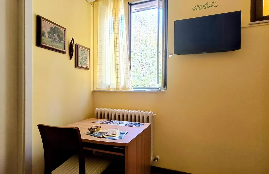 Edera Room And Apartment-1