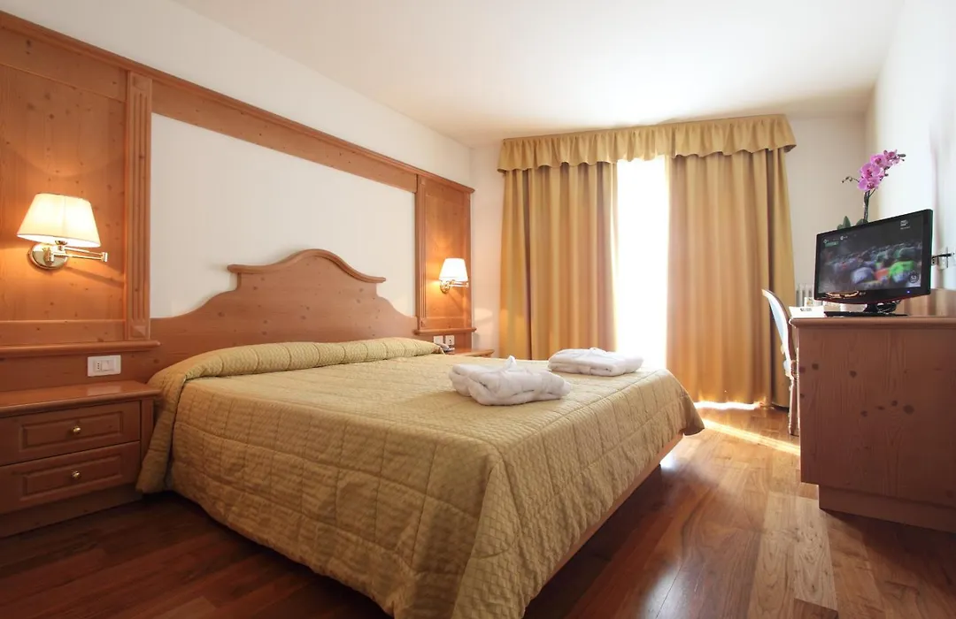 Hotel Fanes Suite & Spa-1