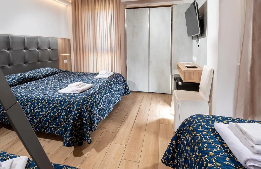 Hotel Mediterraneo-1