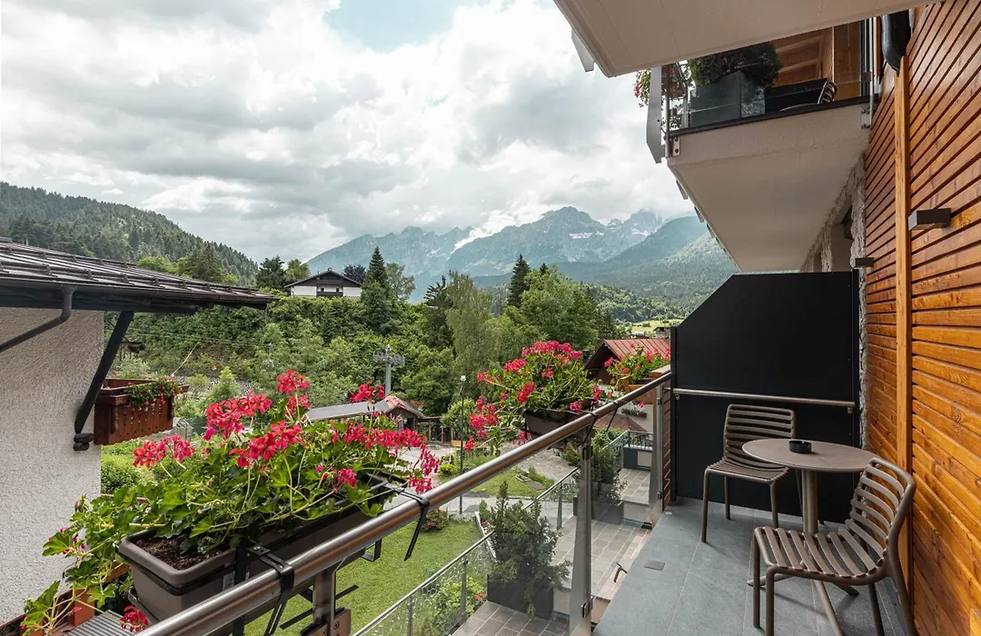 Hotel La Perla-1