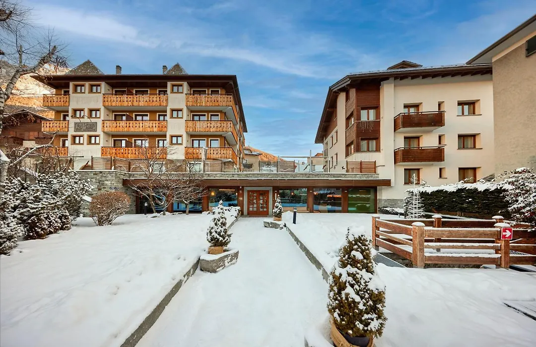 Hotel Rezia-1