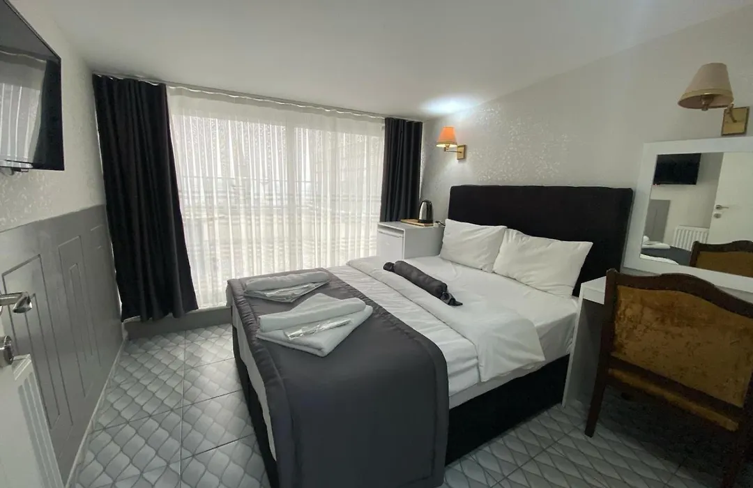 Timex Suites-1