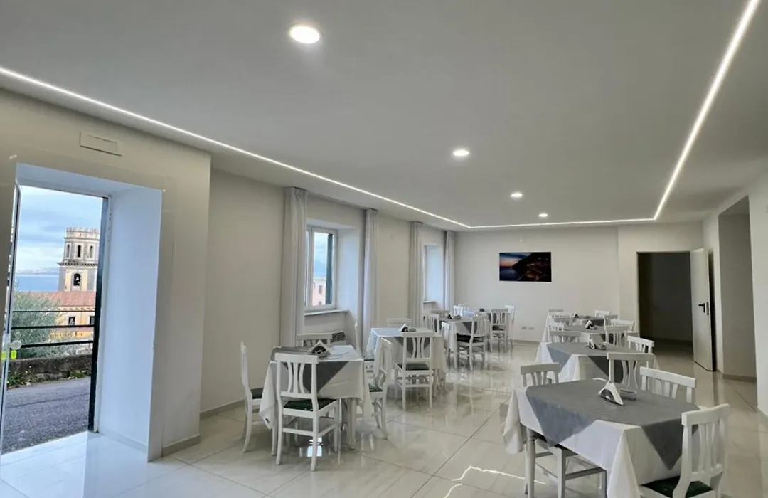 Hotel Lucia-1
