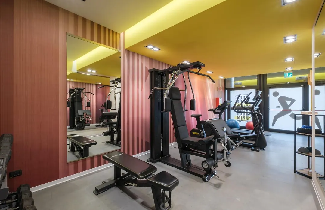 Aemilia Hotel Bologna-1
