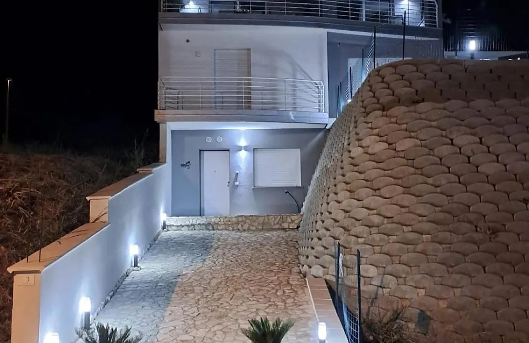 B&B Clarosa-1