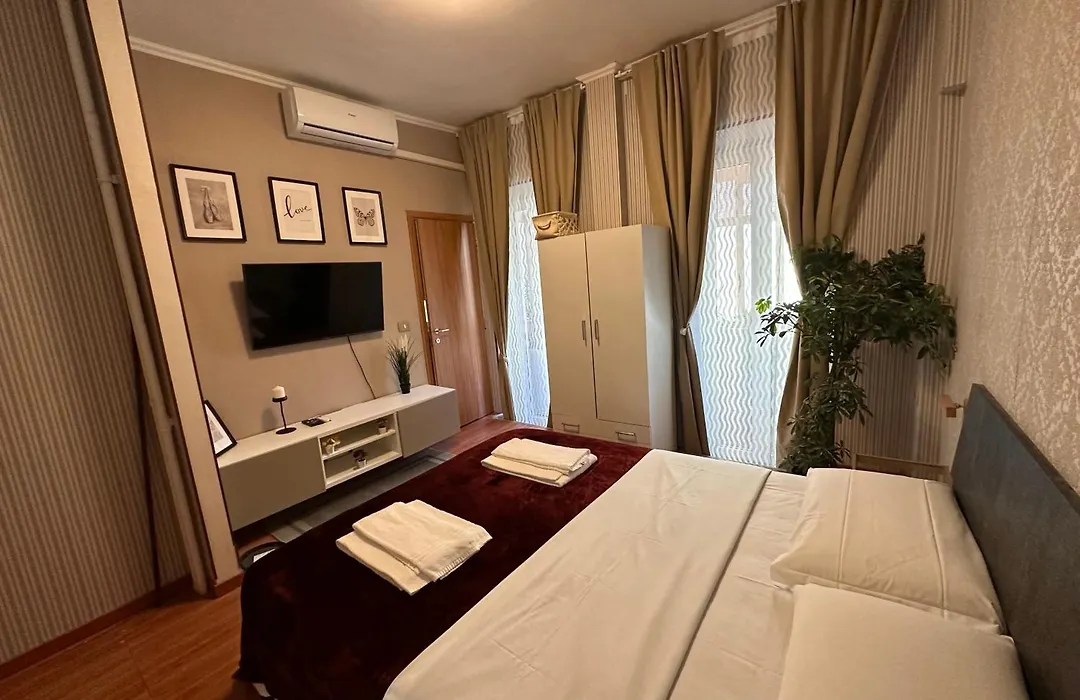 Pardis Guest House-1