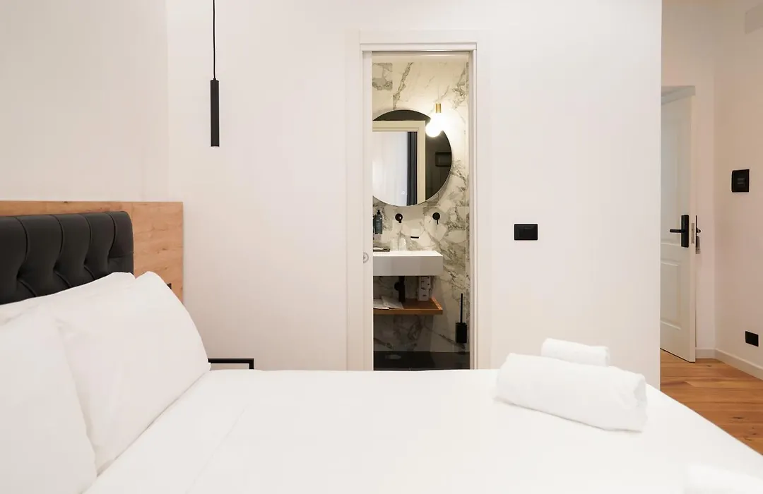 No Man'S Land Guesthouse-1