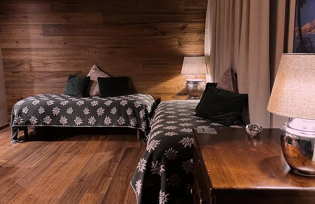 Le Samovar Guest House-1