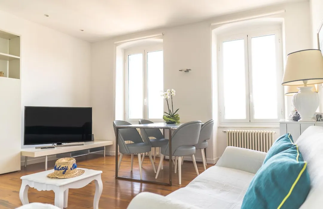About Italy Holiday Rooms And Apartments-1