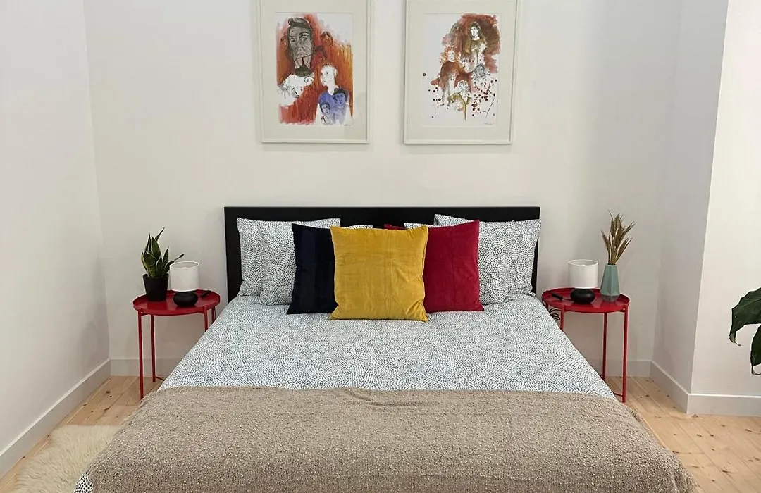 Modern Bedroom In Lisbon-1