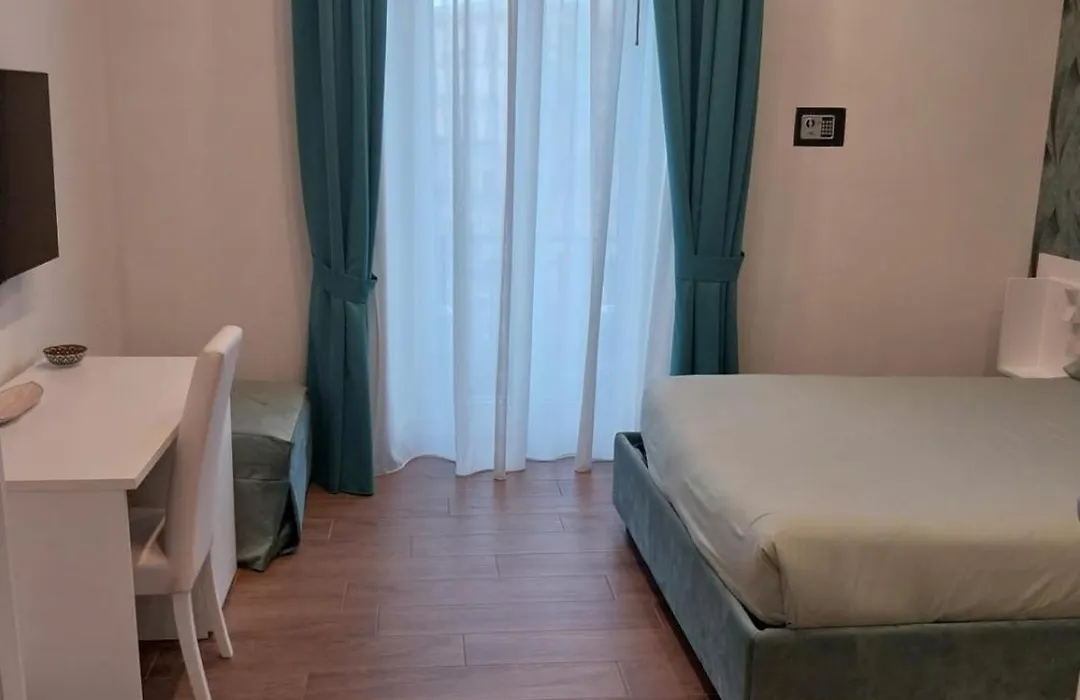 B&B Lungomare Sannazzaro-1