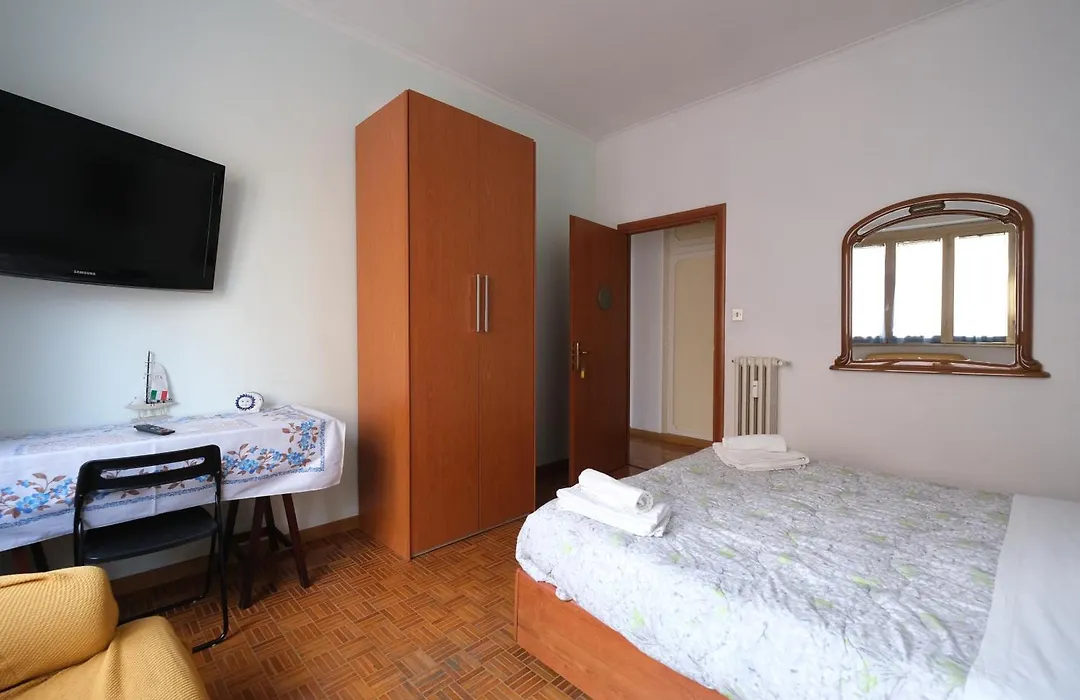 Guest House Piazza Tarquinia-1