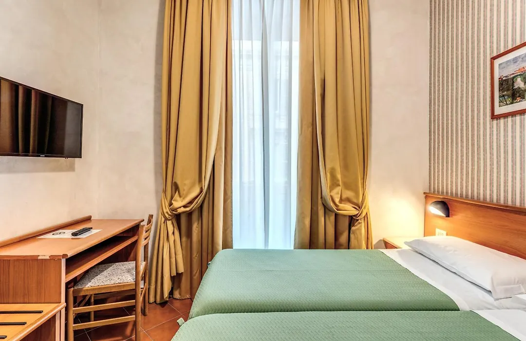Hotel Corona-1