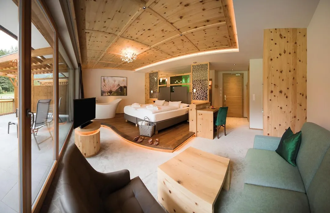 Hotel Weiher Green Lake-1