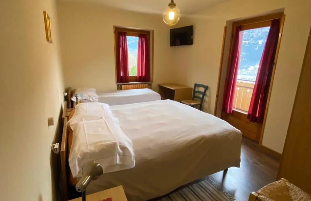 Hotel Eira-1