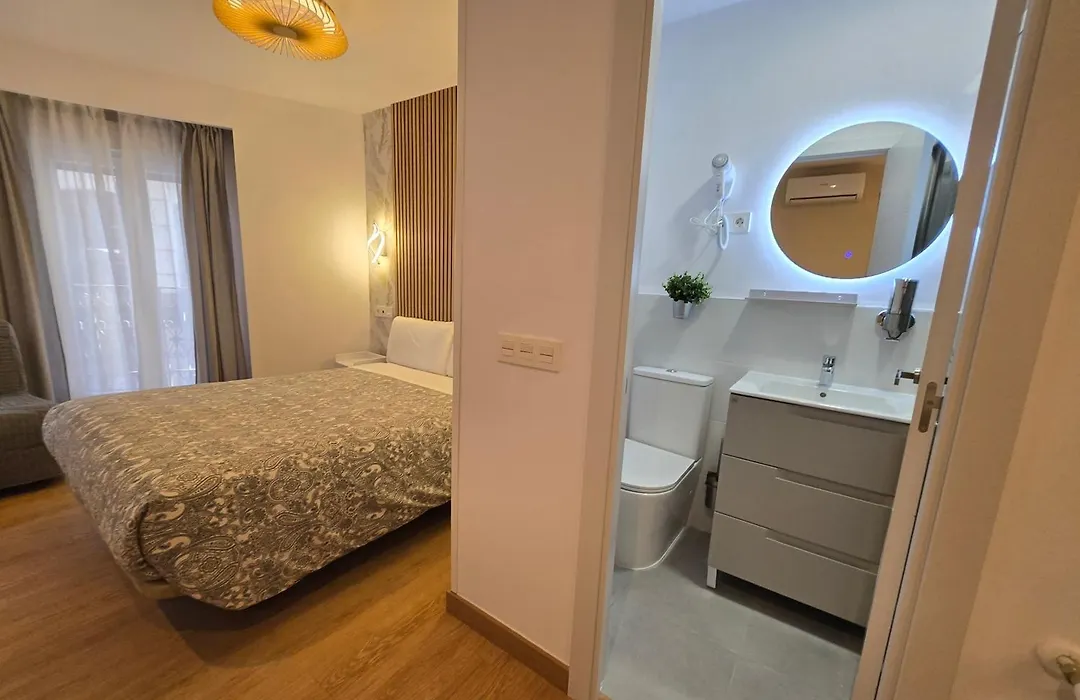 Hostal Esparteros-1