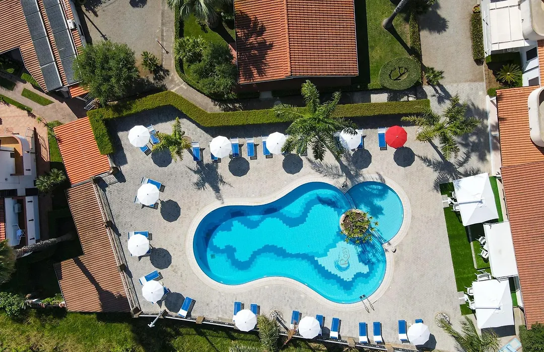 Rosy Hotel Residence-1