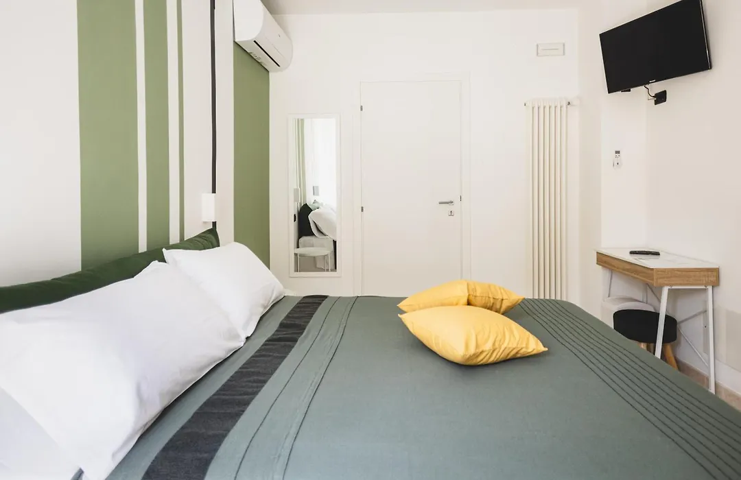 Piazza Verdi B&B-1
