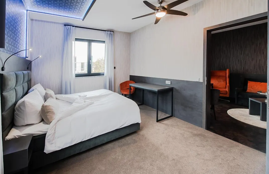 Gs Hotel-1