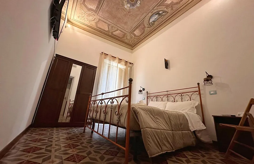 Calvino Home-1
