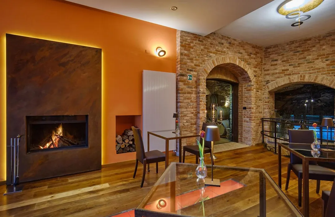 Giarvino Boutique Guest House-1
