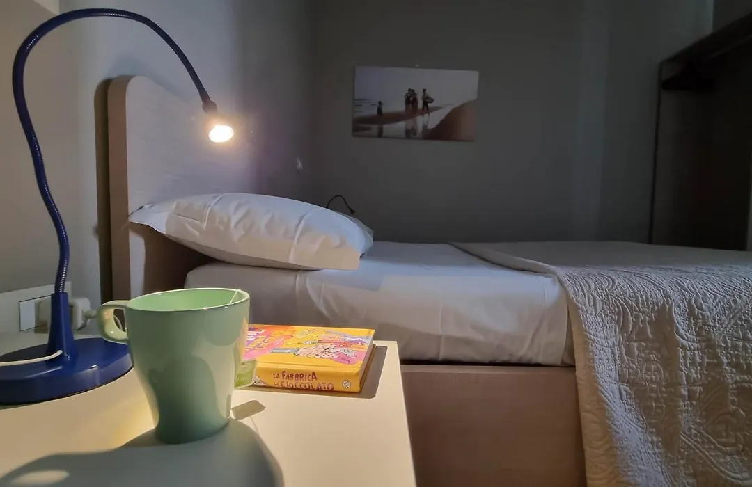 Otium casa vacanze-servizio spiaggia incluso a 250 mt-struttura pet friendly-1