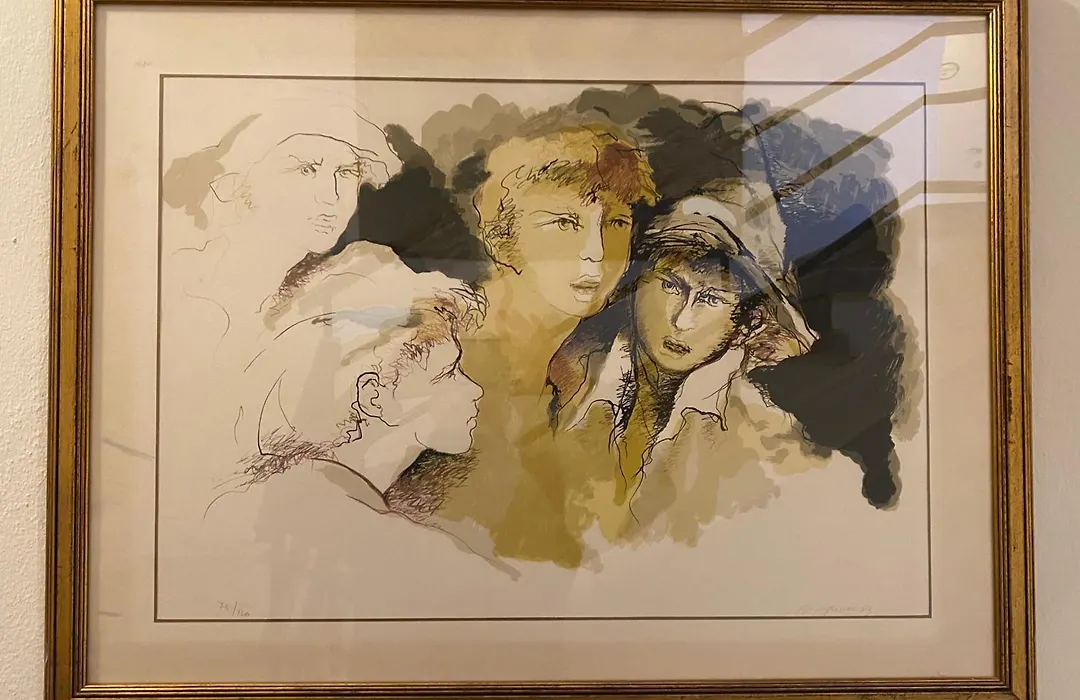 Betty'S House-1