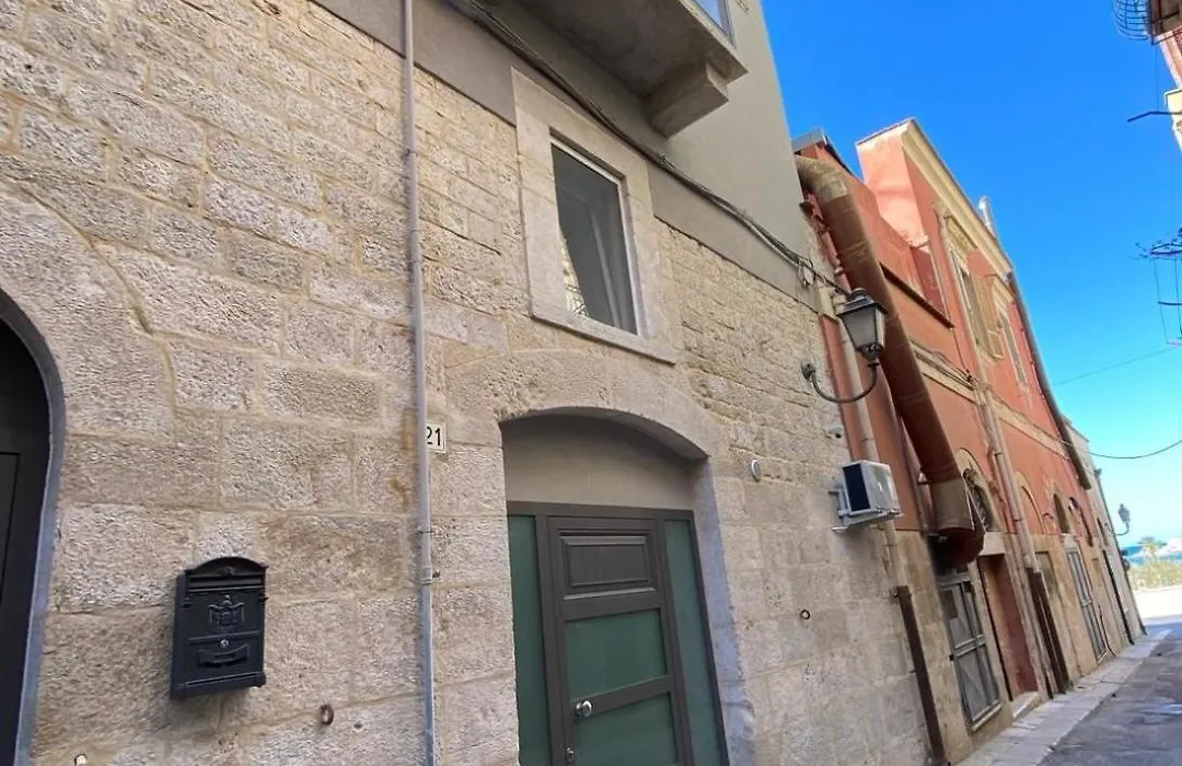 La Maison De Rosaline Rooms-1