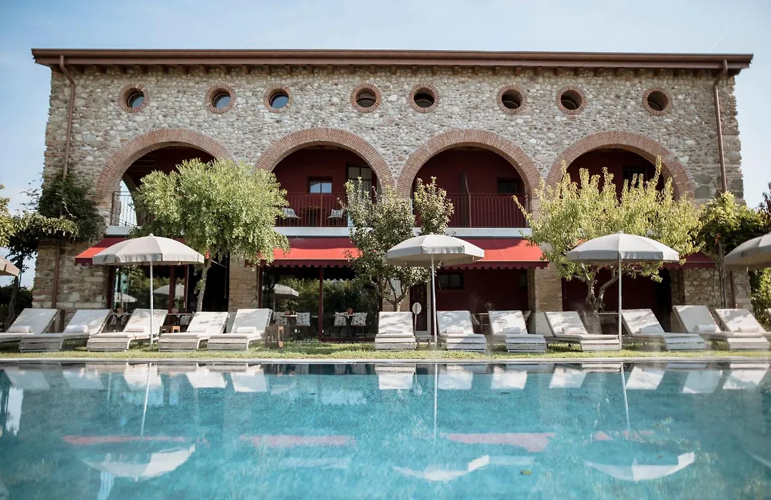 Le Greghe Suites-1