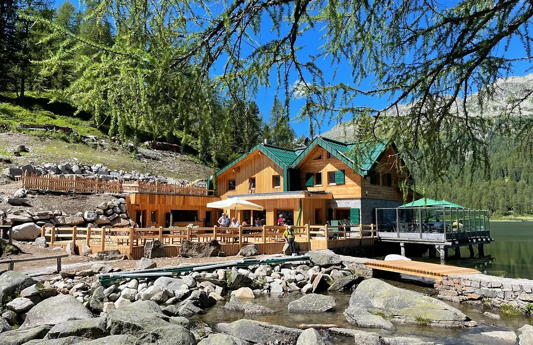 Rifugio Lago Malghette-1