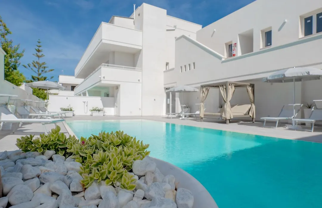 Diva Luxury Suite-1