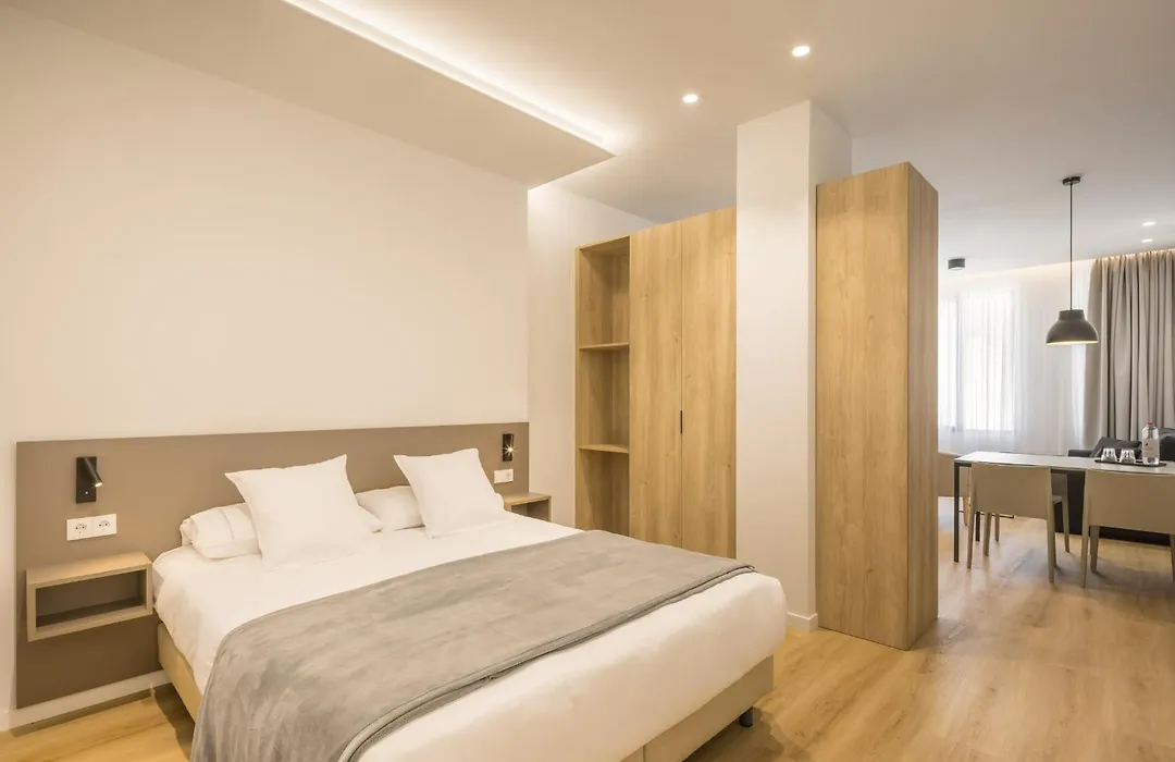 Mon Suites Jardin De Ayora-1