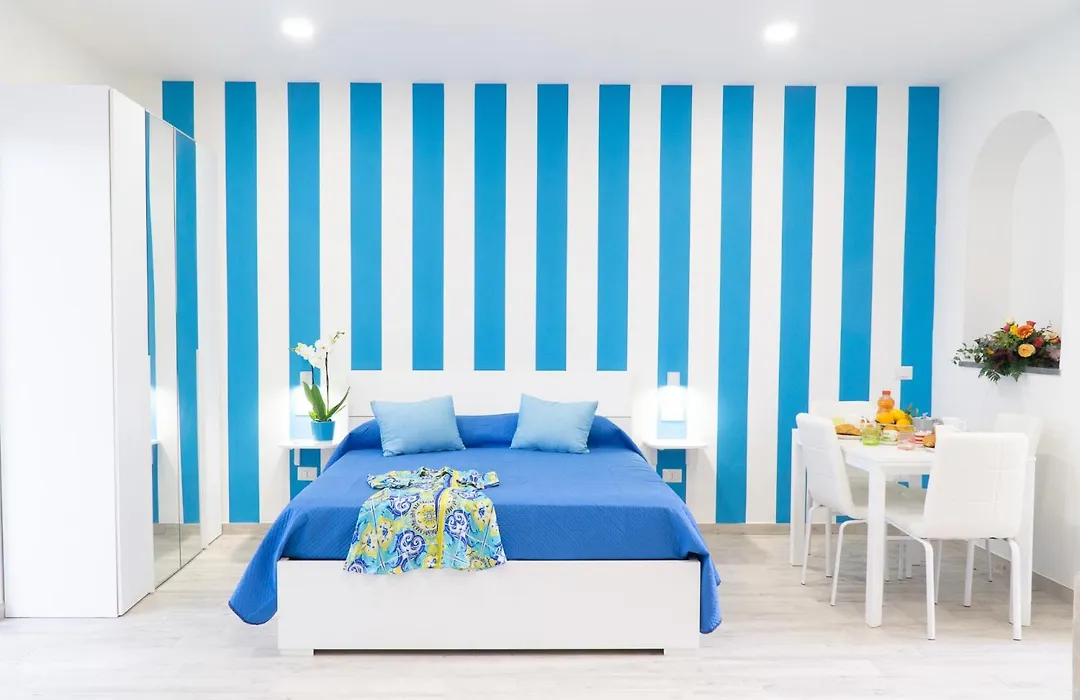 Summer Colors Rooms & Apartments-1