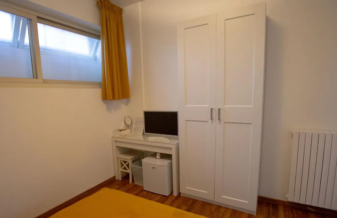 Comola90 Guest House-1