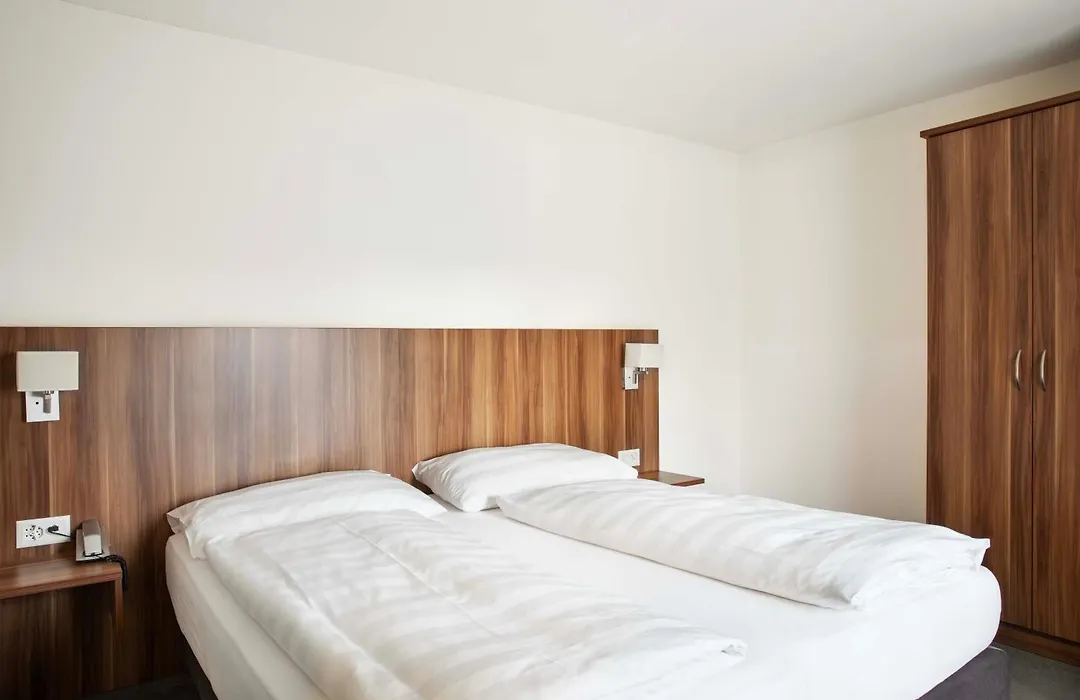 Hotel Resslirytti-1