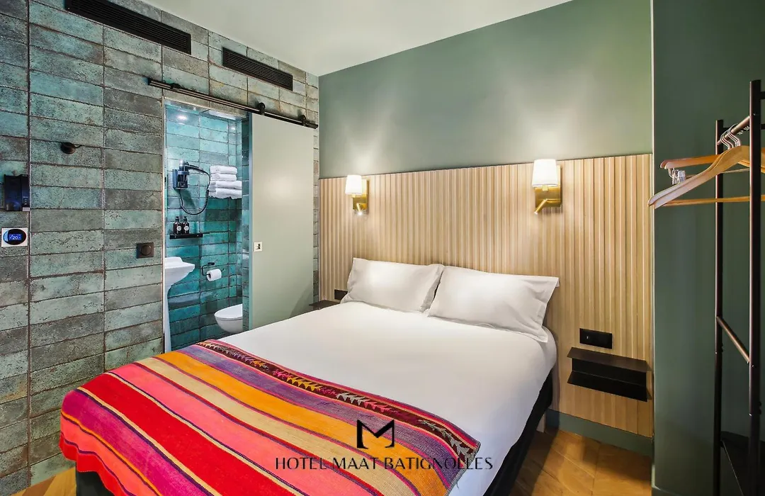 Hotel Maat Batignolles-1