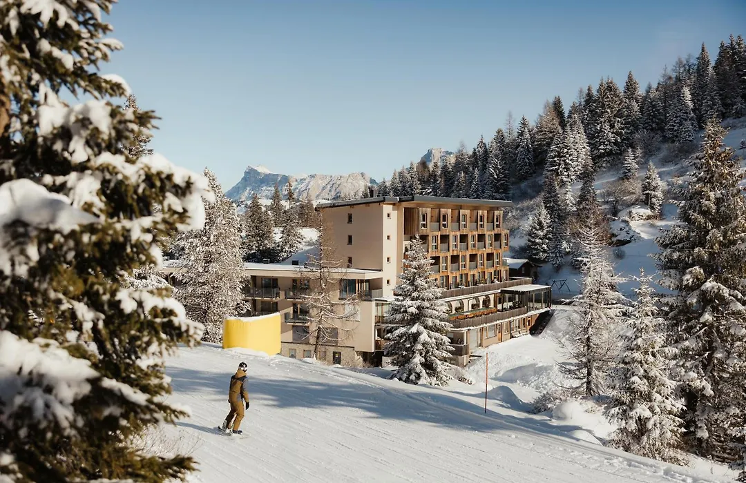 Hotel Boè Sport&Nature-1