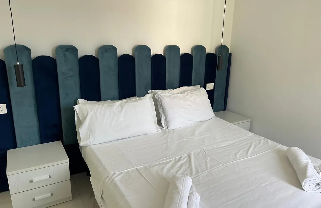 Ninfa Sul Mare Apartments - Piscina con Area Relax e Parcheggio Gratuito-1