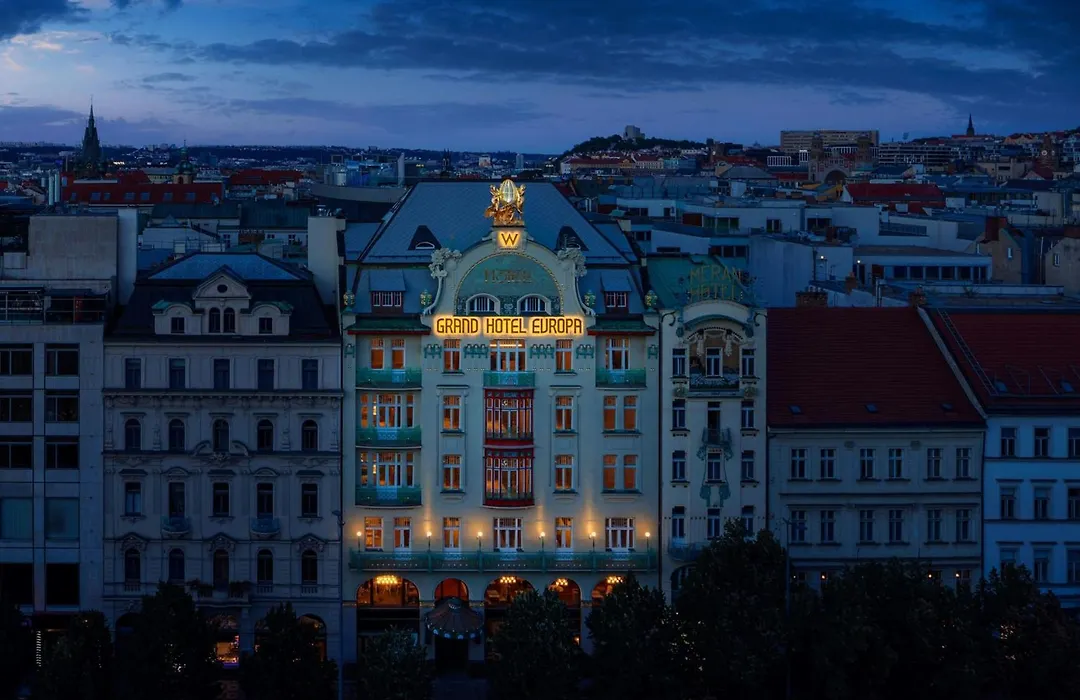 W Prague-1