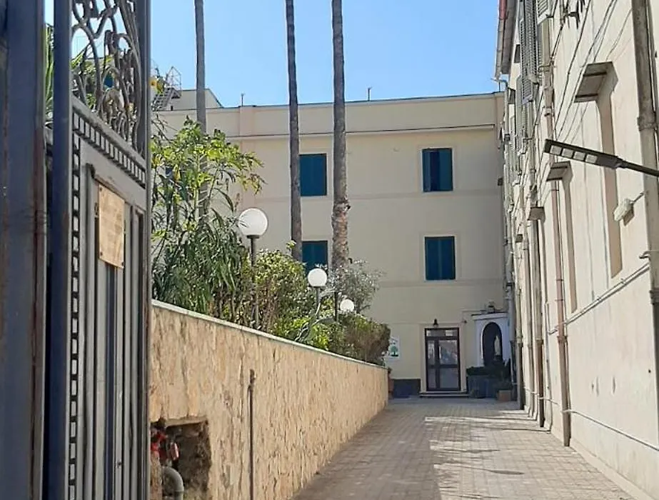 Villa Pacis-1