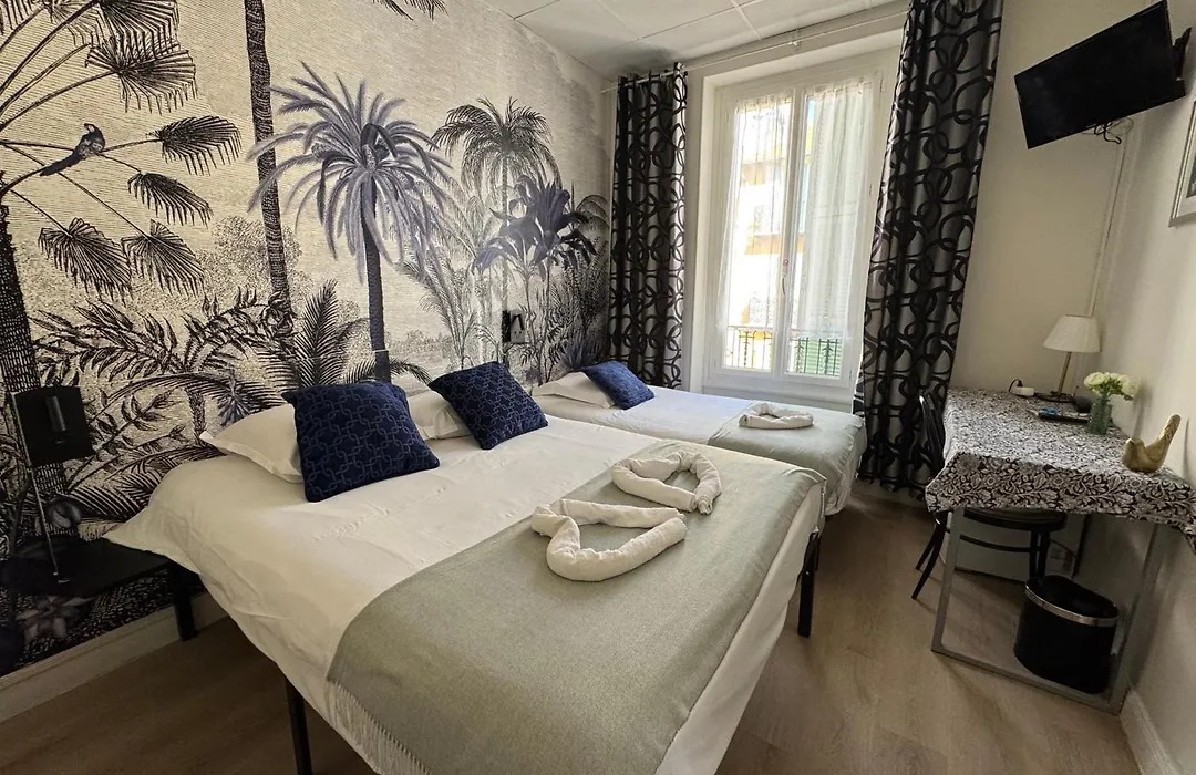 Hotel Des Dames-1