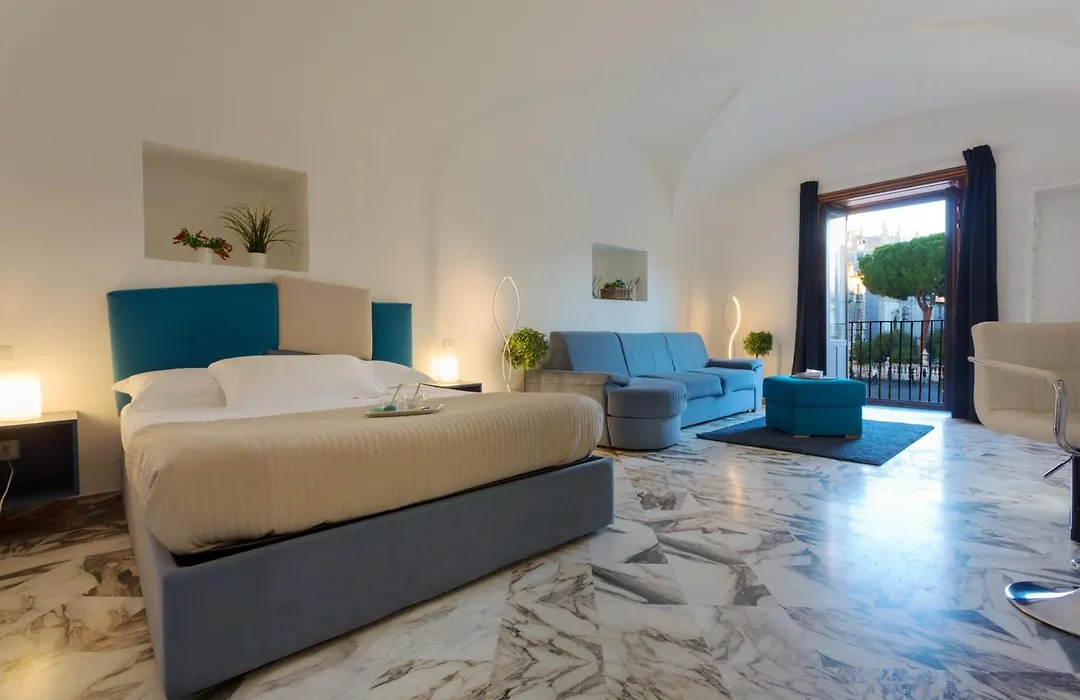 Le Suites Del Duomo House-1